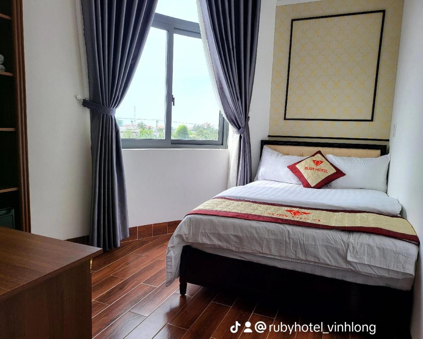 Ruby Hotel Vĩnh Long Kültér fotó